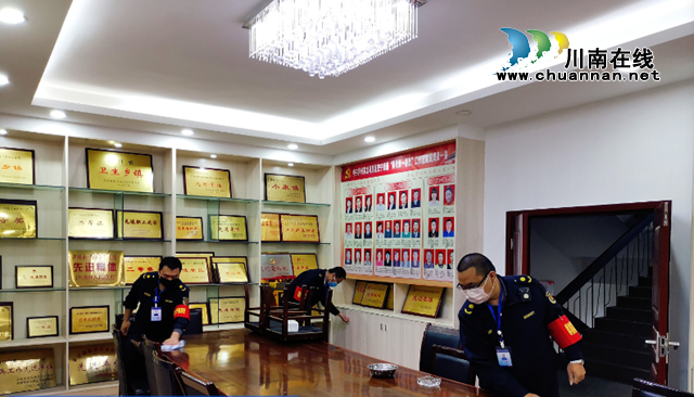 龍馬潭區(qū)綜合行政執(zhí)法局開展愛國衛(wèi)生運(yùn)動“周末衛(wèi)生大掃除”(圖6)