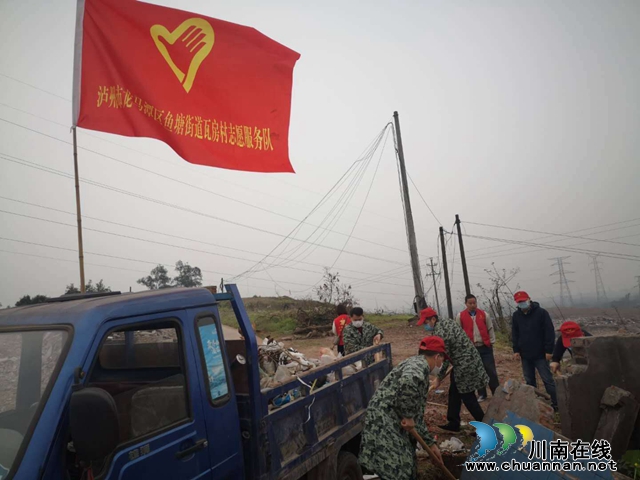 龍馬潭區(qū)魚塘街道：組織9個(gè)志愿服務(wù)隊(duì)開展“周末衛(wèi)生大掃除”助力防疫(圖2)