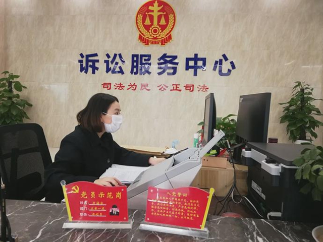 【戰(zhàn)“疫”有我】“疫”戰(zhàn)場(chǎng)，黨旗飄！(圖6)