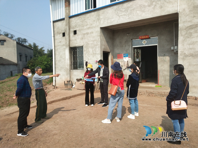 瀘州市自然資源和規(guī)劃局、市財政局聯(lián)合抽查驗收瀘縣地質(zhì)災害避險搬遷安置工程
