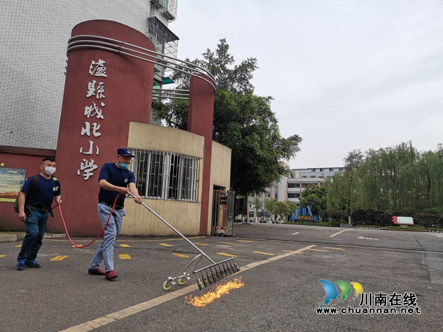 無人機噴霧機消毒機齊上陣！瀘縣立體式消毒為學校復學保駕護航(圖3)