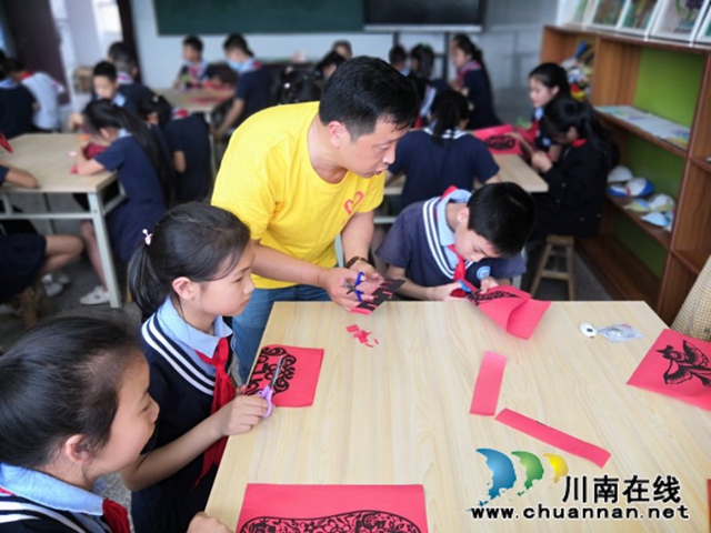 國際博物館日 合江流動博物館走進鄉(xiāng)村小學(圖6)