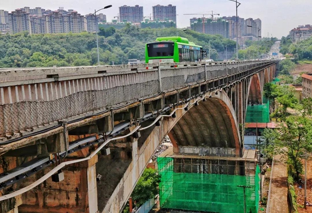 7月將全封閉！瀘州長江大橋加固、瘦身、升級……你有啥建議快來提！(圖2)