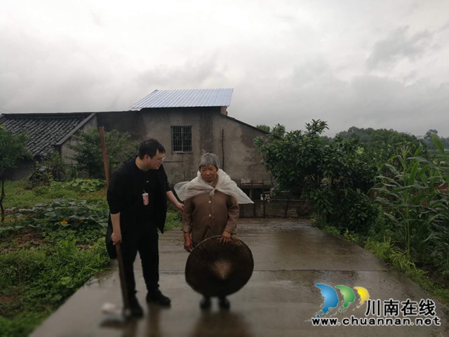 瀘縣綜合行政執(zhí)法局脫貧攻堅入戶走訪活動(圖2)