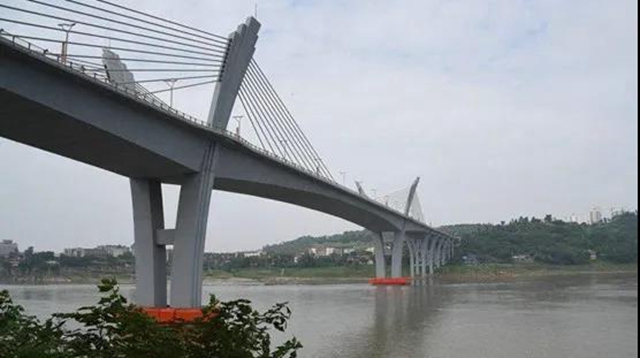 國窖大橋、忠山隧道單雙號限行；推行錯時上下班…瀘州長江大橋即將全封閉施工！來看12個你最關(guān)心的問題(圖5)