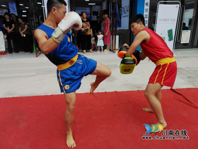 瀘縣云錦鎮(zhèn)新武搏擊健身俱樂部掛牌成立(圖8)