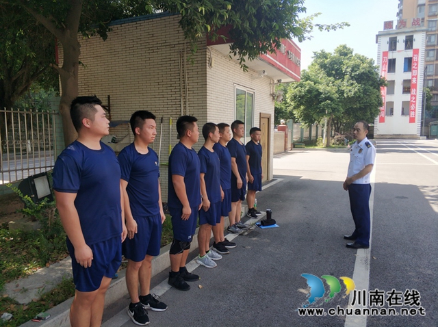 聚焦實戰(zhàn)練兵，鍛造水中蛟龍！瀘州市消防救援支隊完成潛水員復(fù)訓(xùn)(圖9)