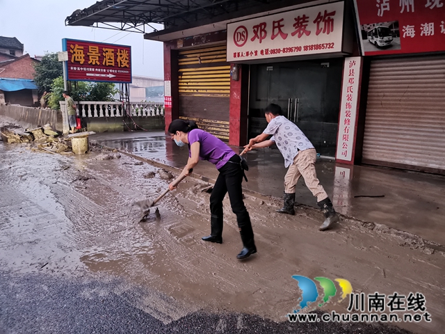 洪峰過后，瀘縣海潮鎮(zhèn)打響“水退人進”的清淤大戰(zhàn)(圖5)