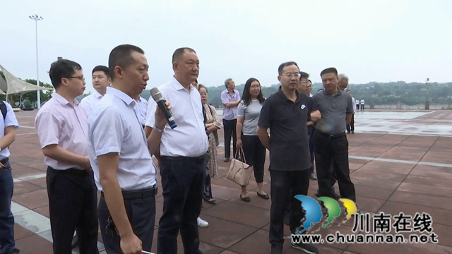 國家發(fā)改委宏觀經(jīng)濟(jì)研究院到合江縣調(diào)研“瀘永江融合發(fā)展示范區(qū)”建設(shè)(圖3)