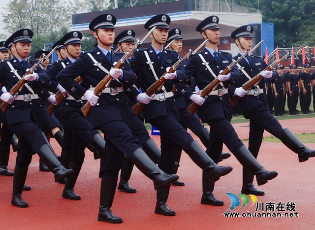 瀘州市少年警校在四川警察學(xué)院舉行授牌儀式(圖10)