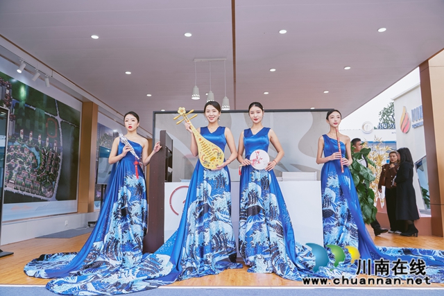 重磅合作！川渝兩地房地產(chǎn)展示平臺在瀘州正式上線(圖5)
