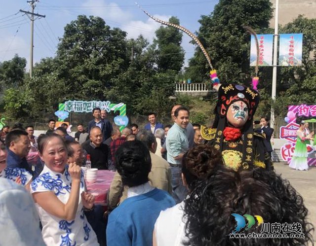 龍馬潭區(qū)特興街道舉辦“九九重陽(yáng)節(jié)慶典” 800余名老人參加(圖3)