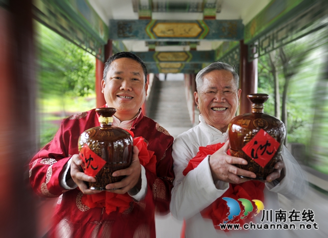 中國(guó)酒業(yè)大國(guó)工匠頒獎(jiǎng)盛典，瀘州這位老酒匠榜上有名！(圖8)