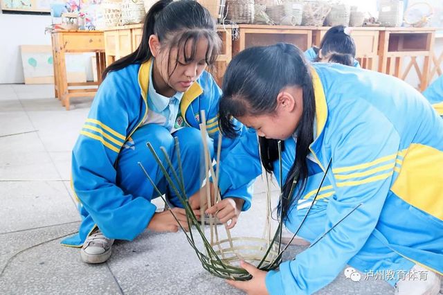 30000農(nóng)村娃受益|龍馬潭區(qū)學(xué)校鄉(xiāng)村少年宮上“人民日?qǐng)?bào)客戶端”(圖9)