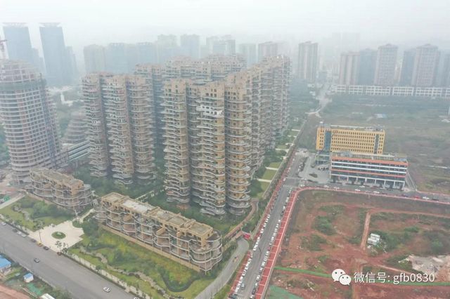 兩宗高價地震撼瀘州樓市，將影響2021年房價格局？(圖5)