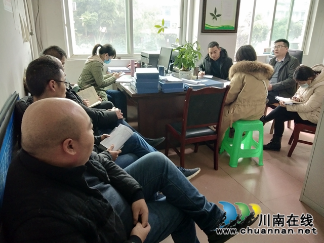 瀘縣交通運(yùn)輸局到百和鎮(zhèn)檢查道路交通運(yùn)輸安全工作(圖2)