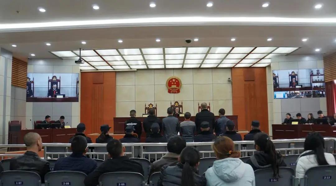 鐵腕掃黑！隆昌打掉3個惡勢力團(tuán)伙(圖2)