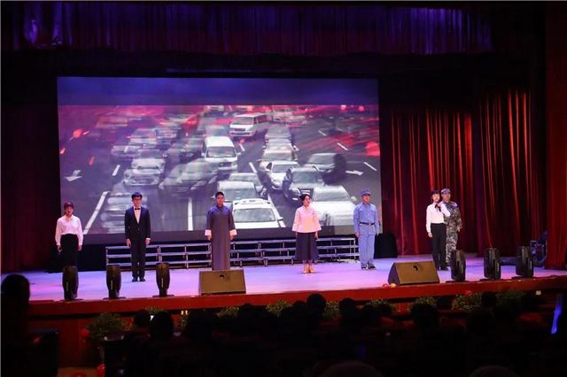 喜迎2021年！內(nèi)江師范學(xué)院這場晚會精彩紛呈(圖2)