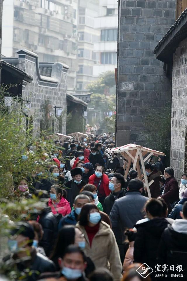 讓古街喚醒記憶！宜賓百年冠英街正式開放(圖1)