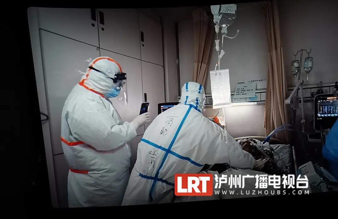 周星馳包場(chǎng)！瀘州英雄在影院回憶“武漢日夜”(圖6)