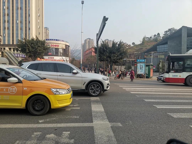 出租車春節(jié)不打表怎么辦？宜賓發(fā)出通知……