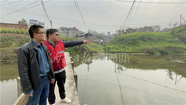 隆昌好男兒！5分鐘，只會“狗刨式”的他救起兩名落水兒童(圖2)