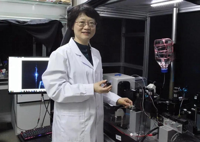 獻(xiàn)禮廈門大學(xué)百年華誕 瀘州籍校友何開四作《廈門大學(xué)賦》(圖4)