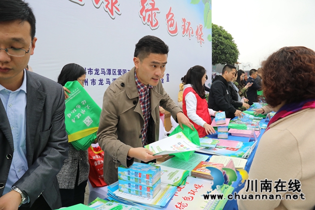 迎接第33個(gè)“愛(ài)國(guó)衛(wèi)生月” 龍馬潭區(qū)在行動(dòng)(圖4)