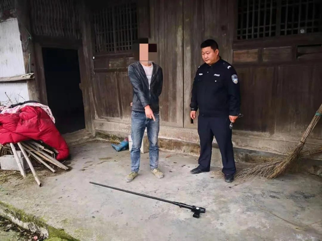 自制射釘槍！興文兩男子被刑拘