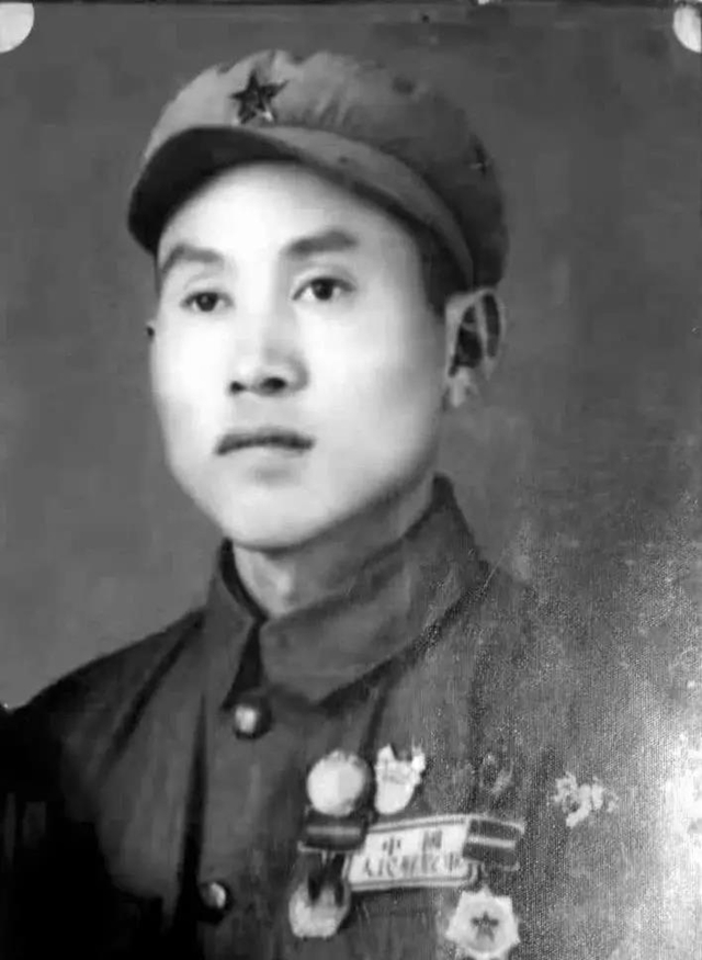 尹玉榮：活捉內(nèi)江匪首劉海東的英雄(圖3)