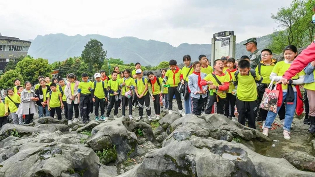 驚險刺激！宜賓這兩個4A景區(qū)上新啦！飛拉達、高空飛人、叢林穿越……約起！(圖2)