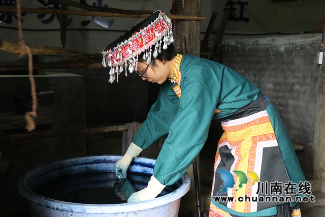 古藺：非遺蠟染工藝獻禮建黨百年(圖8)