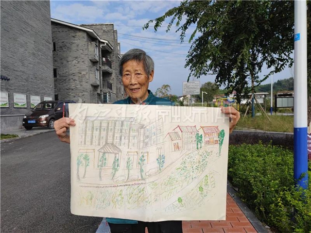 作畫百余幅！內(nèi)江七旬老人用畫筆記錄家園變遷
