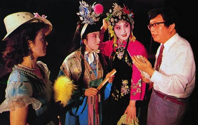 甜城驕傲！魏明倫獲中國(guó)文聯(lián)終身成就戲劇家稱號(hào)，內(nèi)江市委市政府發(fā)去賀信(圖7)