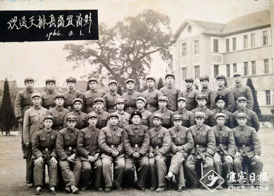 淚目！宜賓88歲長津湖戰(zhàn)役老兵講述真實(shí)戰(zhàn)場：195名指戰(zhàn)員只剩下2人！(圖7)