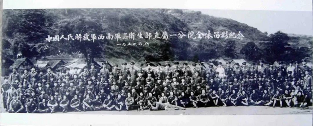 【西南醫(yī)大70周年校慶】帶你去看當(dāng)年的“臨床醫(yī)學(xué)院”(圖2)